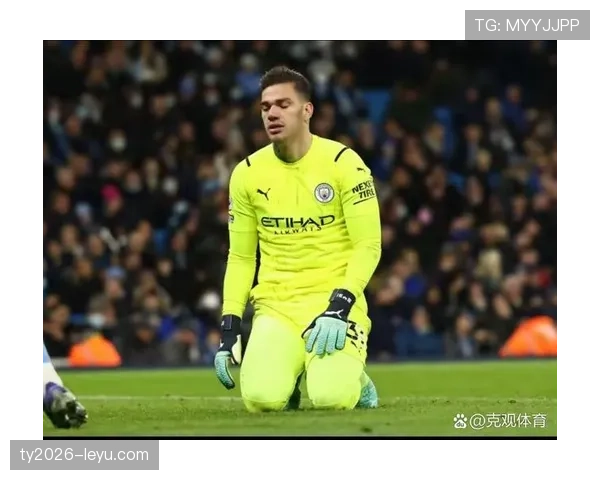 埃德森力挽狂澜，神勇扑救助曼城险胜晋级
