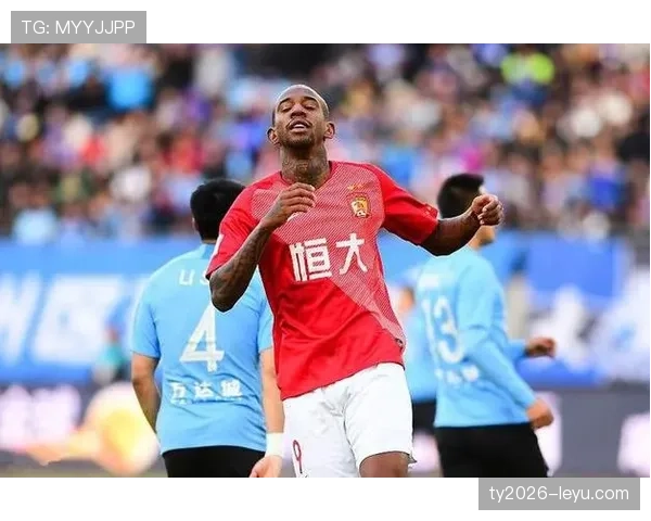 阿什拉夫抢断20次力压群雄,状态回暖表现亮眼 阿什拉夫抢断20次力压群雄,状态回暖表现亮眼