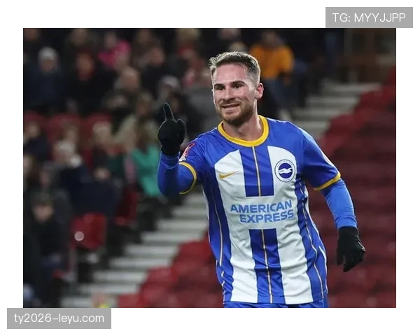 足坛新星闪耀赛场，年轻天才稳健发挥引全球瞩目